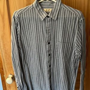 Slim fit button down